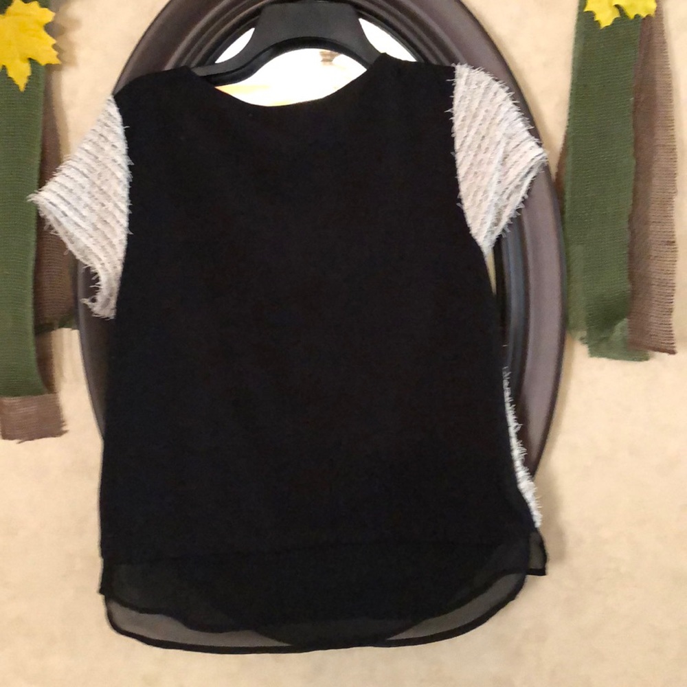 Shirt - Picture 3 of 3